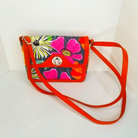 Vera Bradley Handbags - Vera Bradley Small Bag